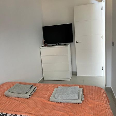 Beach Apartment Торрев'єха Екстер'єр фото