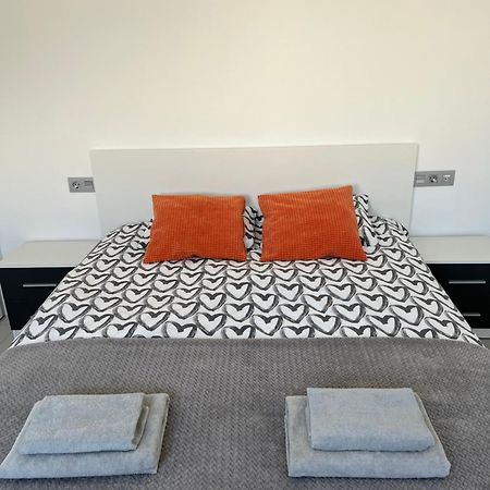 Beach Apartment Торрев'єха Екстер'єр фото